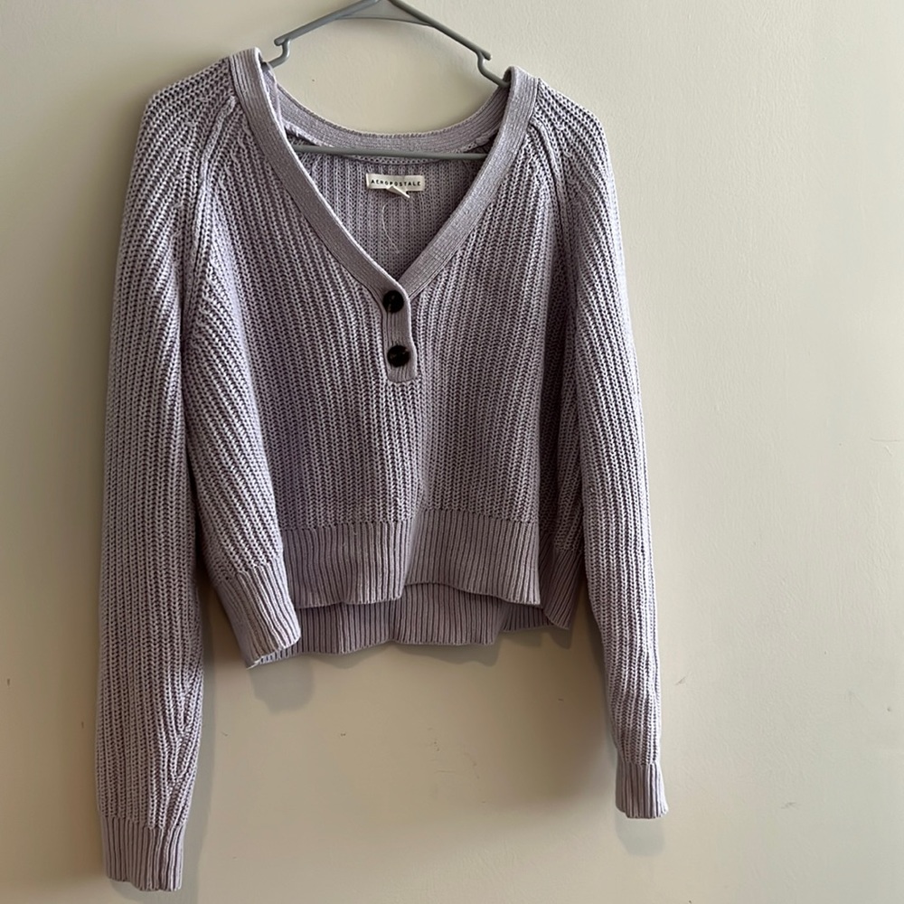 Aeropostale brand crop top sweater, size L but it is suitable for M size also.